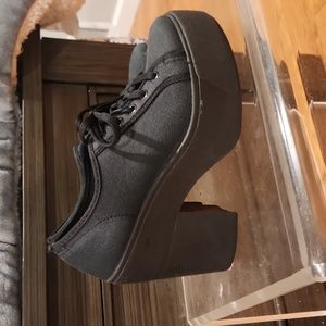 Women's Vintage Platform Shoes